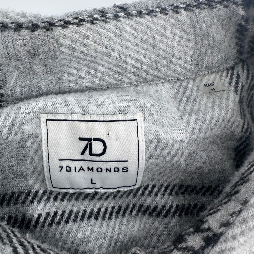 7Diamonds Shirt Mens Large Grey Plaid Knit Flannel‎ Shacket Button Down L/S - Picture 2 of 13